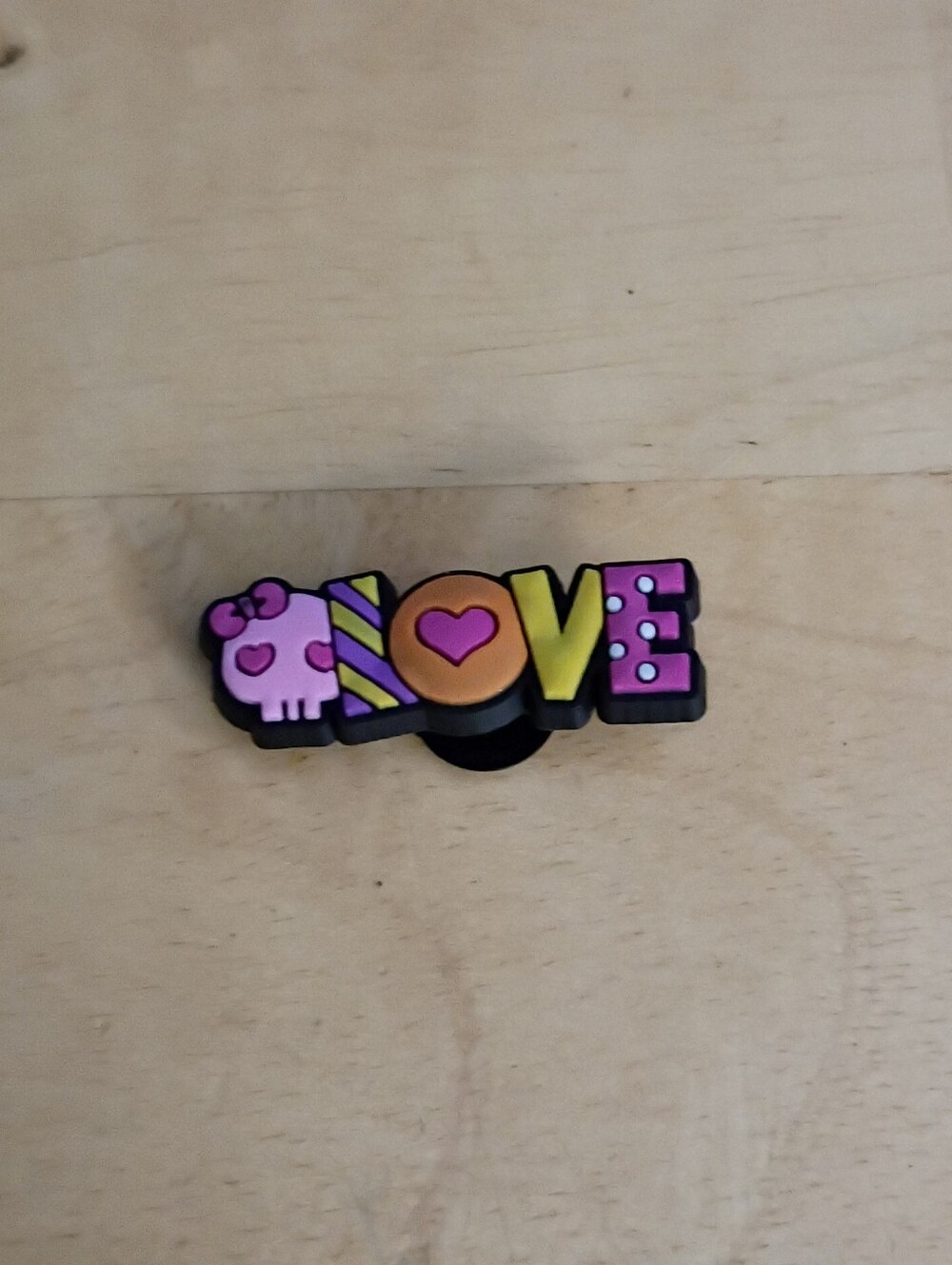 10 for $10 Jibbitz Croc Charms - Sanrio Hello Kitty Pink Skull Heart Eyes 'LOVE'